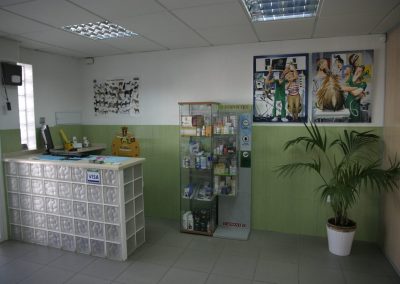 recepcion-clinica-veterinaria-la-antilla